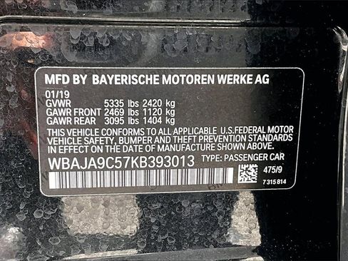 Used 2019 BMW 530e w/ M Sport Package image 35