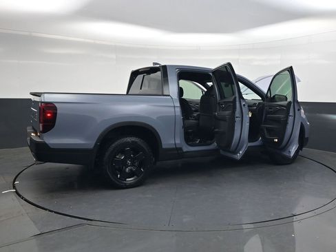 Used 2026 Honda Ridgeline Black Edition image 35