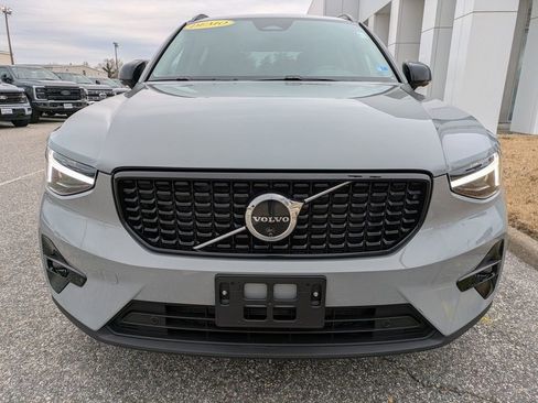 New 2026 Volvo XC40 B5 Plus w/ Protection Package Premier image 9