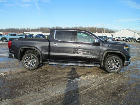 New 2026 GMC Sierra 1500 SLT w/ SLT Premium Plus Package image 3