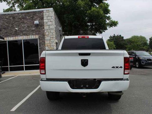 Used 2019 RAM 1500 Express w/ Express Value Package image 5