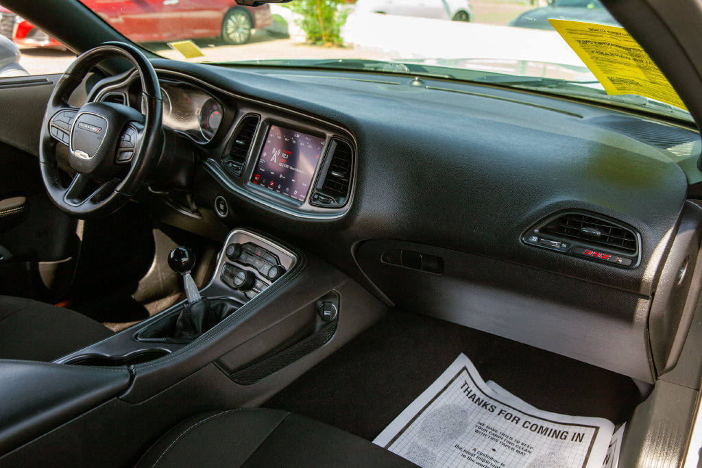 Used 2020 Dodge Challenger R/T Scat Pack RWD image 11