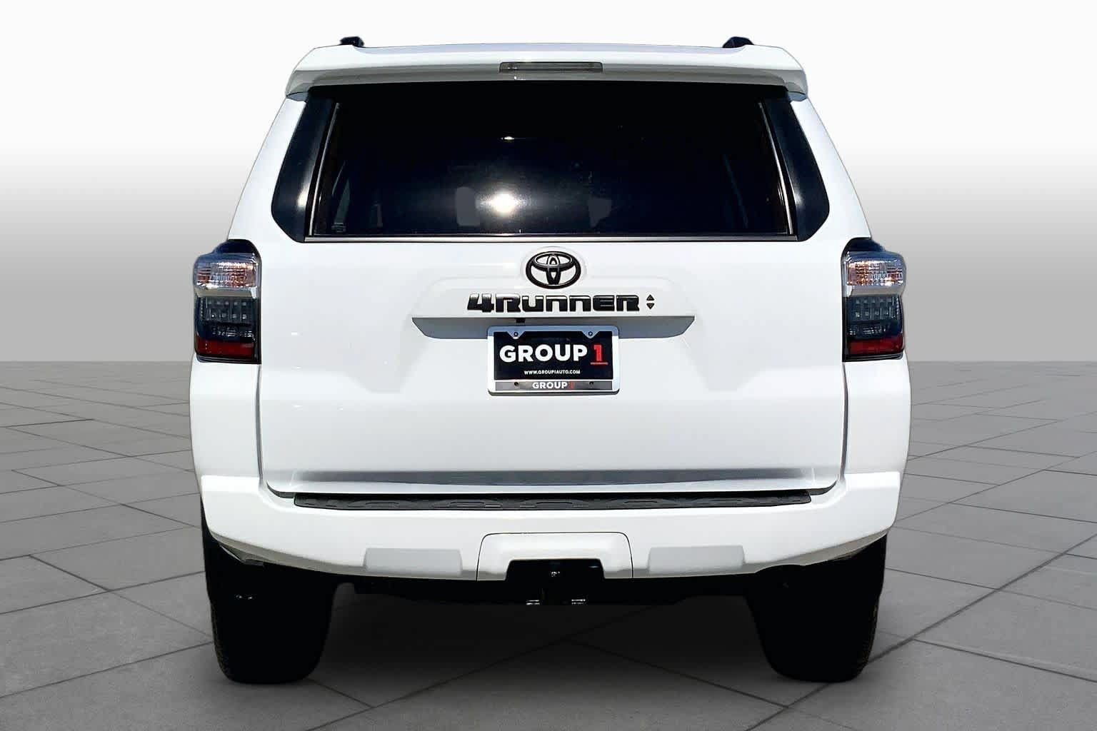 Used 2022 Toyota 4Runner SR5 RWD image 5