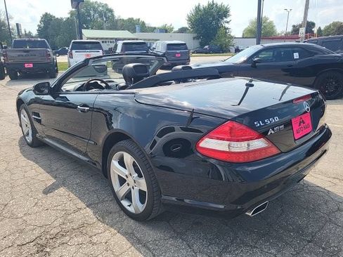Used 2009 Mercedes-Benz SL 550 image 5
