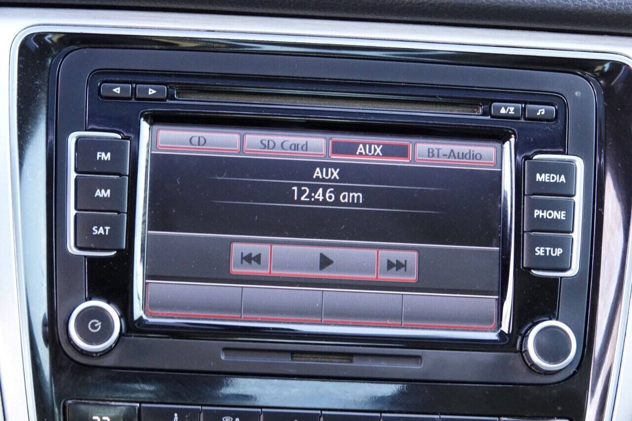 Used 2012 Volkswagen Passat 2.5 SE FWD image 69