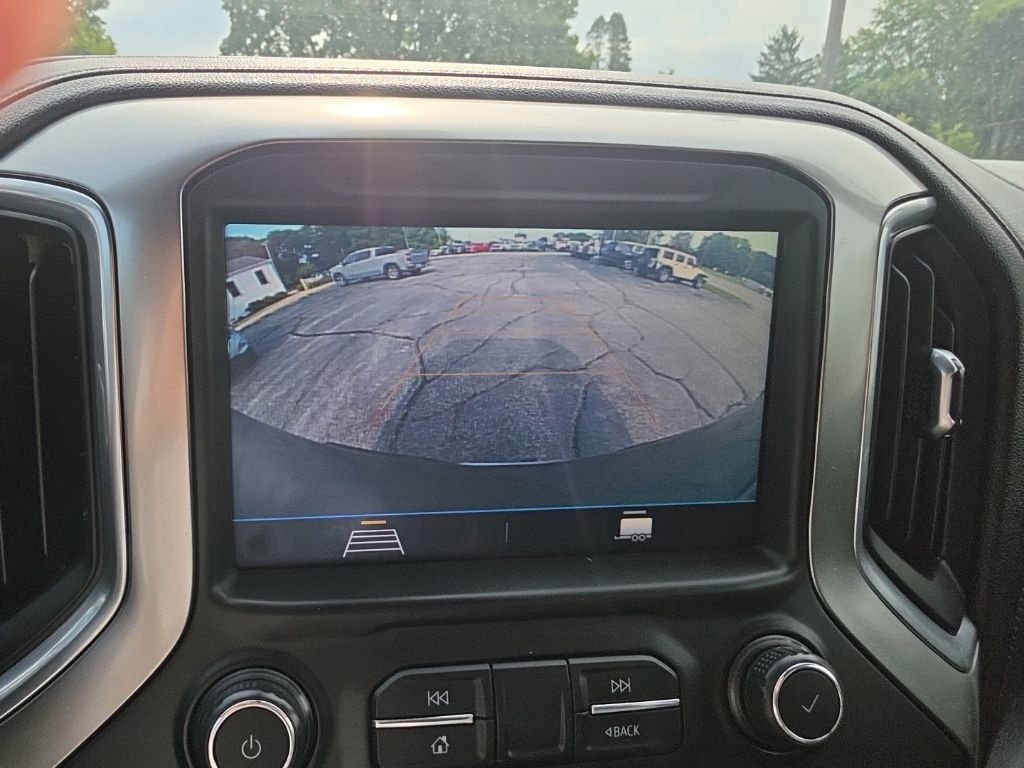 Used 2021 Chevrolet Silverado 1500 LT w/ Bed Protection Package AWD/4WD image 18