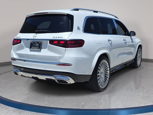 Used 2026 Mercedes-Benz Maybach GLS 600 4MATIC image 6