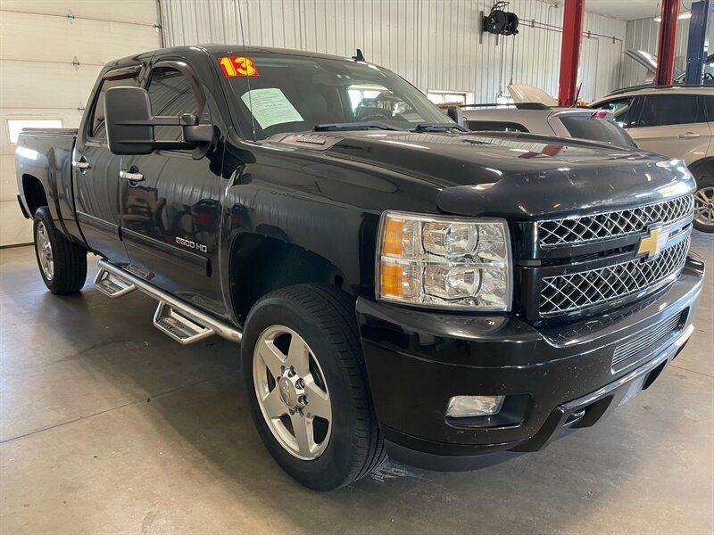 Used 2013 Chevrolet Silverado 2500 LT w/ Z71 Appearance Package AWD/4WD image 4