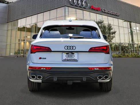 Used 2023 Audi SQ5 Premium Plus w/ Premium Plus Package image 3