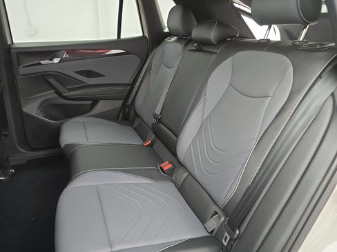 New 2026 Volkswagen Tiguan SE R-Line AWD/4WD image 14