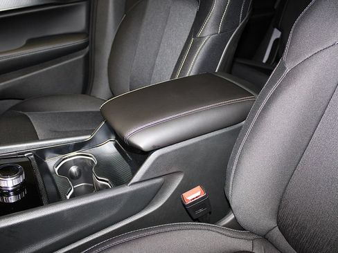 New 2026 Jeep Grand Cherokee L Laredo AWD/4WD image 23