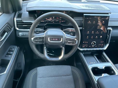 New 2026 GMC Acadia Elevation image 14