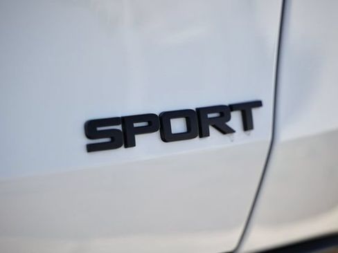Used 2025 Honda HR-V Sport image 8
