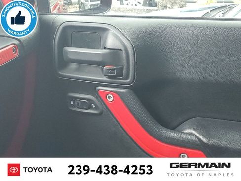 Used 2017 Jeep Wrangler Unlimited Sahara w/ Max Tow Package AWD/4WD image 28