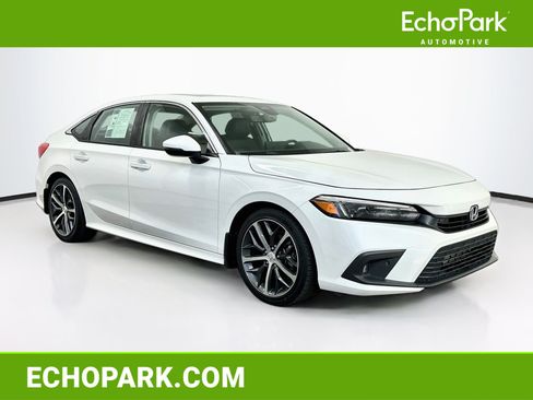 Used 2024 Honda Civic Touring image 1