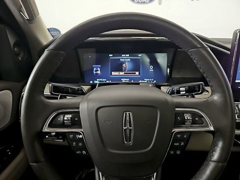 Used 2022 Lincoln Navigator Reserve AWD/4WD image 24