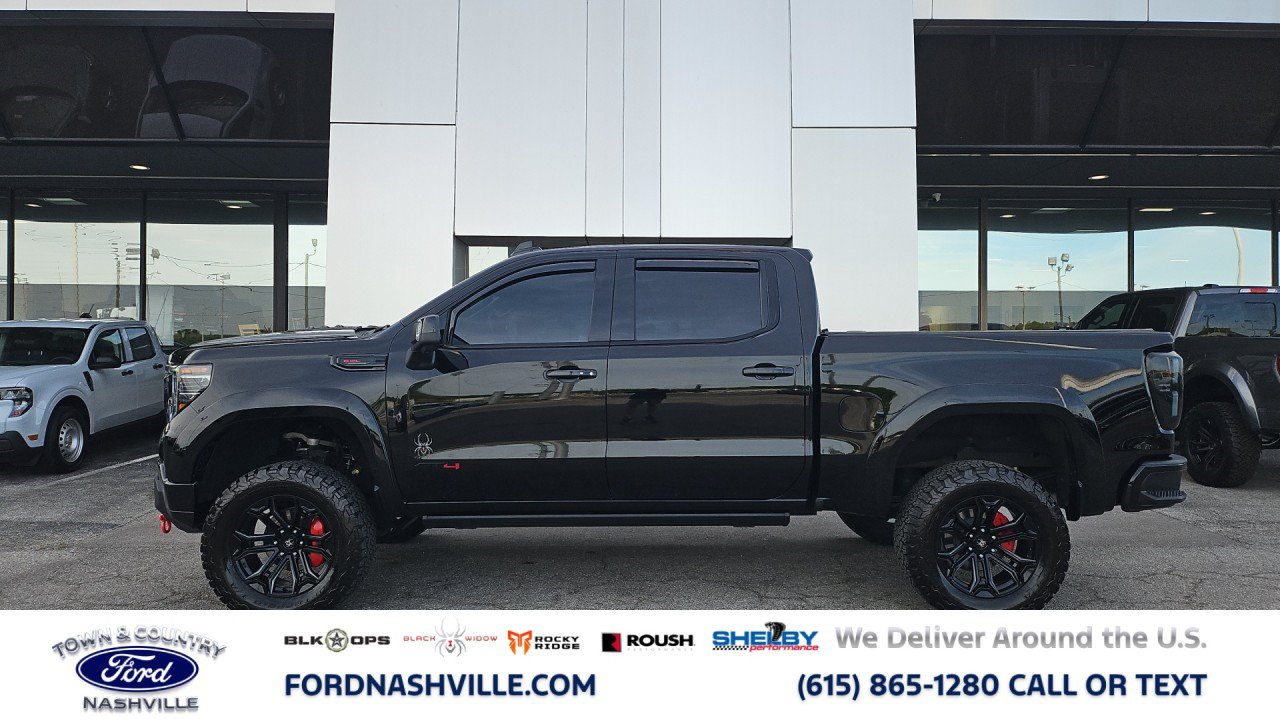 Used 2025 GMC Sierra 1500 AT4 w/ AT4 Premium Package AWD/4WD image 2