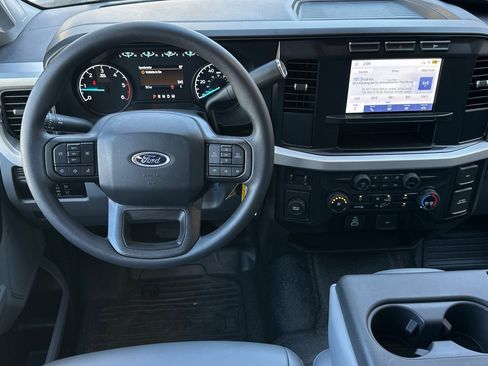 Used 2024 Ford F450 XL w/ XL Chrome Package image 13