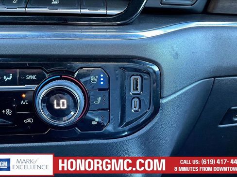 Used 2023 Chevrolet Silverado 1500 High Country w/ Technology Package image 16