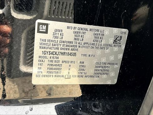 Used 2017 Cadillac Escalade Premium Luxury w/ LPO, Radiant Package image 32