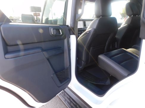 New 2025 Ford Bronco Outer Banks image 13