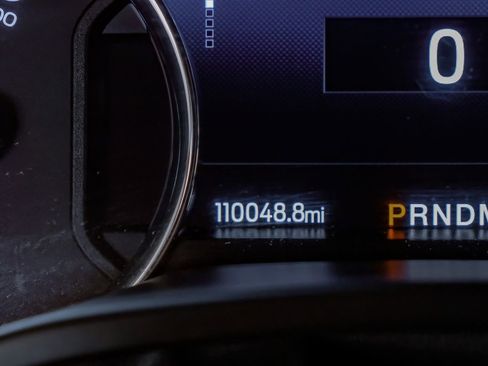 Used 2022 Ford F350 Lariat image 19