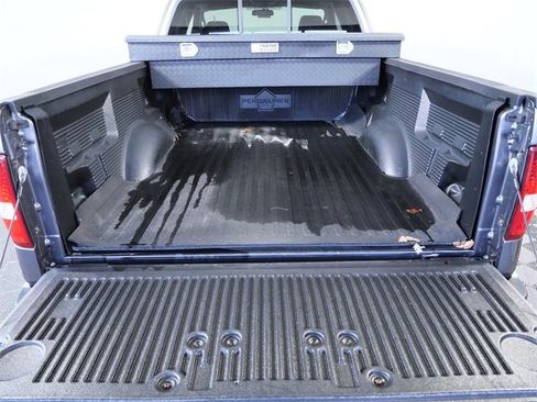 Used 2006 Ford F150 XLT image 12