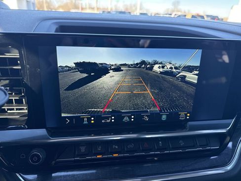 Used 2025 Chevrolet Silverado 2500 LTZ w/ LTZ Premium Package image 21