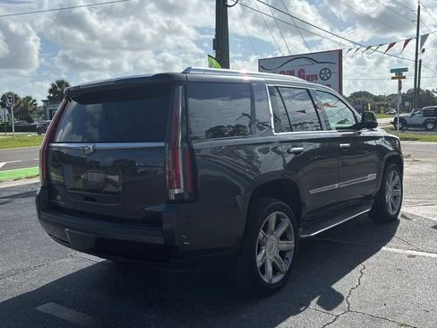 Used 2015 Cadillac Escalade Luxury AWD/4WD image 7