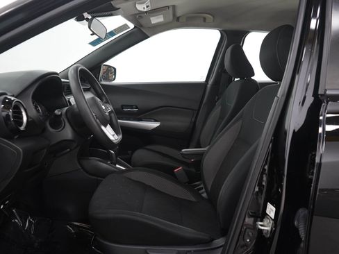 Used 2020 Nissan Kicks SV FWD image 21