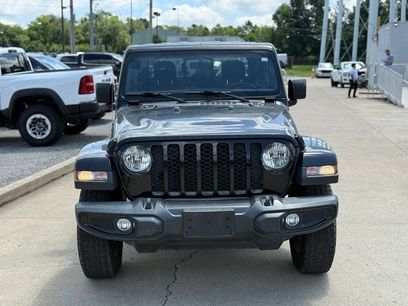 Used 2021 Jeep Gladiator Sport