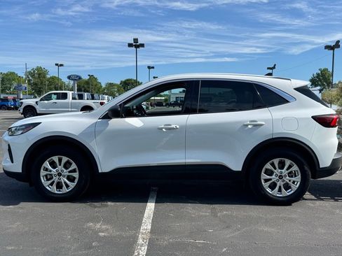 Used 2023 Ford Escape Active AWD/4WD image 4