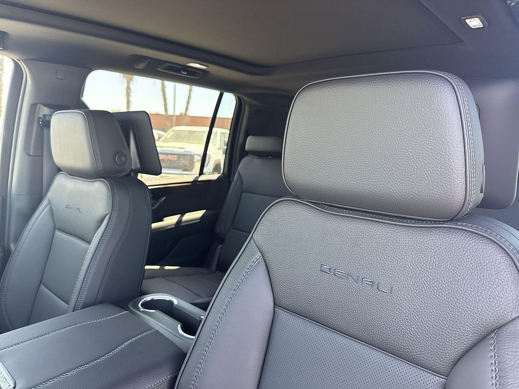 New 2026 GMC Yukon XL Denali w/ Denali Reserve Package AWD/4WD image 22