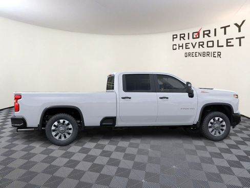 New 2026 Chevrolet Silverado 2500 Custom w/ Custom Value Package AWD/4WD image 5