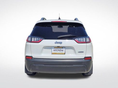 Used 2021 Jeep Cherokee Latitude FWD image 14