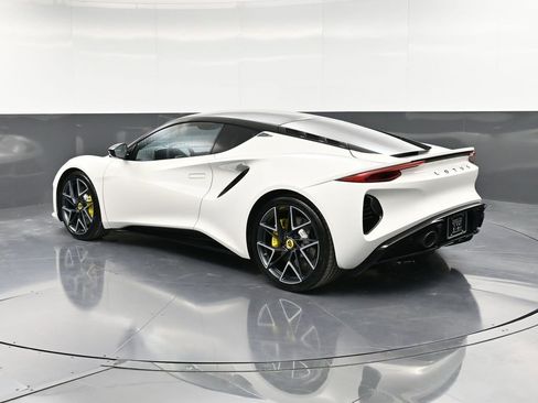 New 2026 Lotus Emira SE image 3