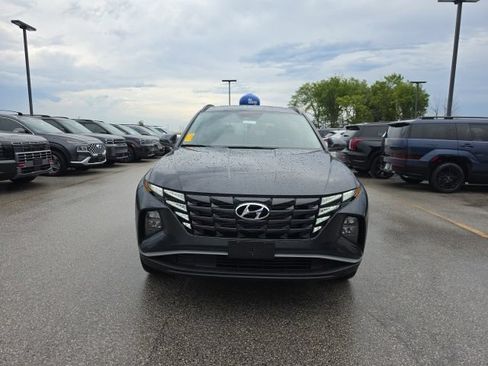 Used 2024 Hyundai Tucson SEL w/ Convenience Package AWD/4WD image 2