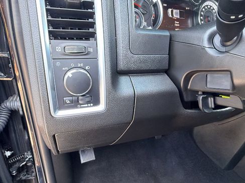 Used 2024 RAM 1500 Classic Warlock w/ Electronics Group AWD/4WD image 25