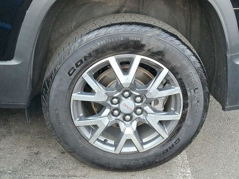 Used 2023 GMC Acadia SLT w/ Preferred Package AWD/4WD image 6