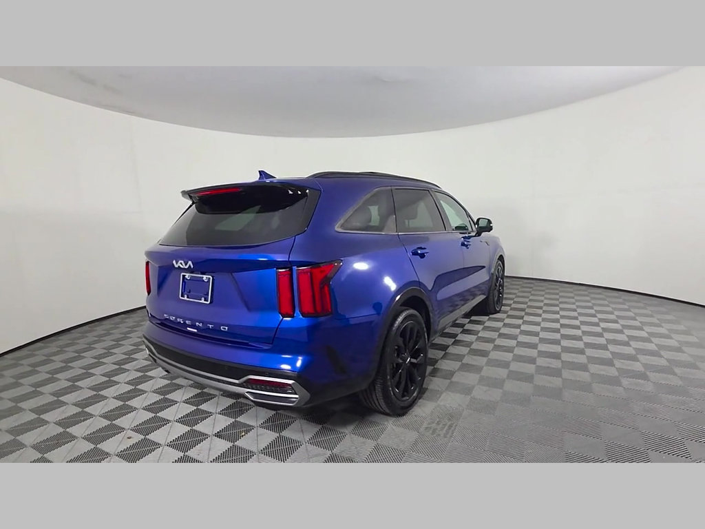 Used 2022 Kia Sorento SX FWD image 9