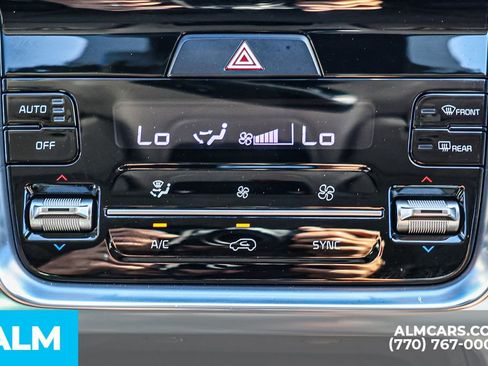 Used 2022 Kia Sorento SX Prestige image 44