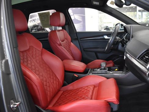 Certified 2025 Audi SQ5 Premium Plus w/ Premium Plus Package image 31