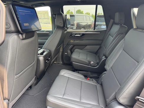 New 2026 Chevrolet Tahoe Z71 w/ Z71 Off-Road Package AWD/4WD image 6