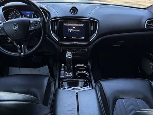 Used 2019 Maserati Ghibli S GranLusso AWD/4WD image 41