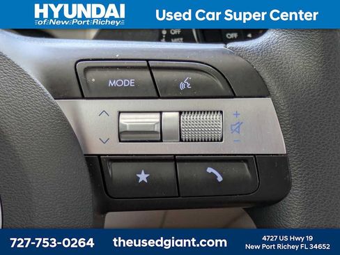 Used 2025 Hyundai Tucson SEL FWD image 32