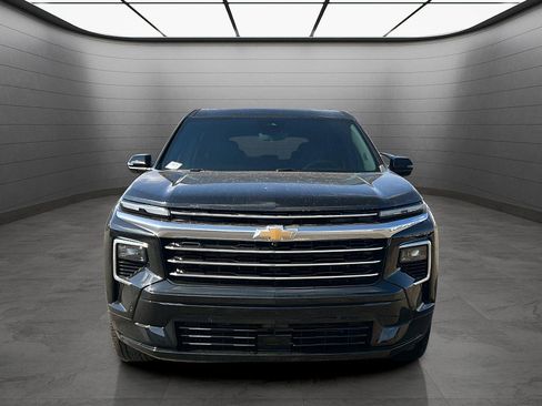 New 2026 Chevrolet Traverse High Country FWD image 8