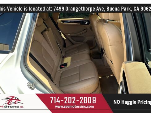 Used 2017 Porsche Macan AWD/4WD image 21