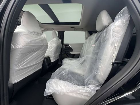 New 2026 Mitsubishi Outlander SE AWD/4WD image 17