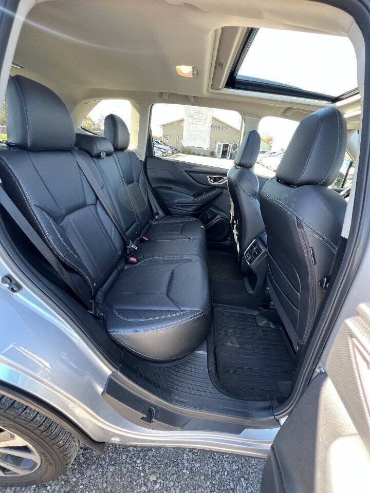 Used 2019 Subaru Forester Limited AWD/4WD image 18
