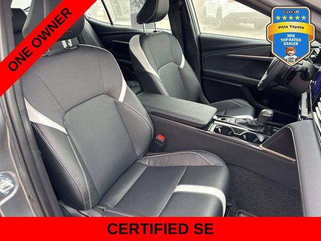 Used 2025 Toyota Camry SE FWD image 12